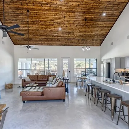 Villa Tin Cup